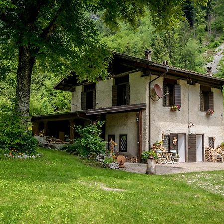 Вілла Chalet Silenthia Lenzumo di Concei Екстер'єр фото