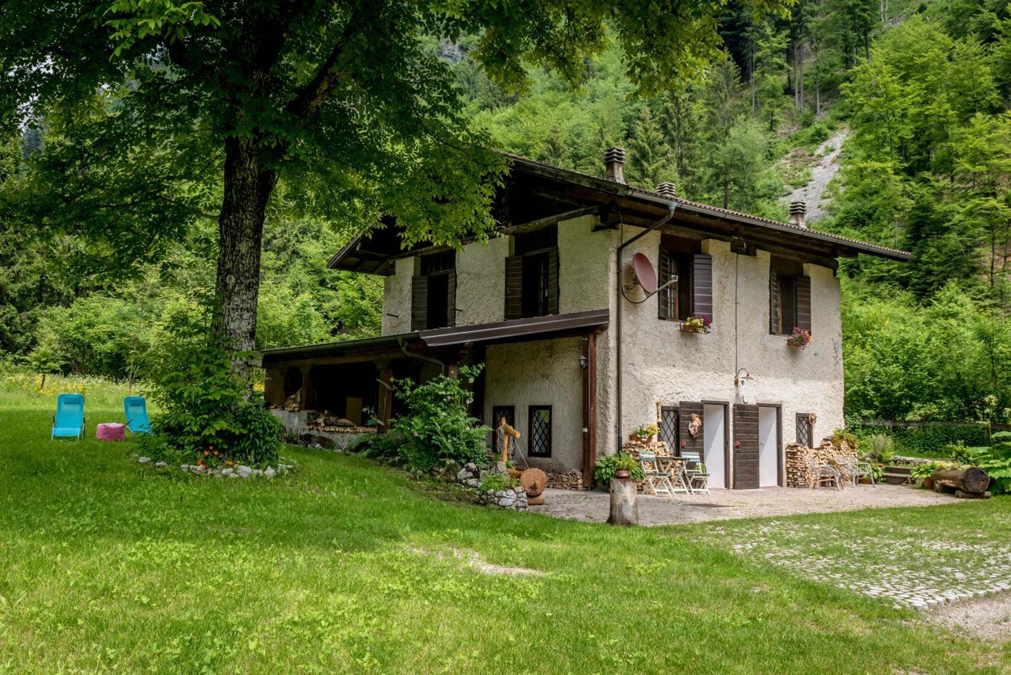 Вілла Chalet Silenthia Lenzumo di Concei Екстер'єр фото